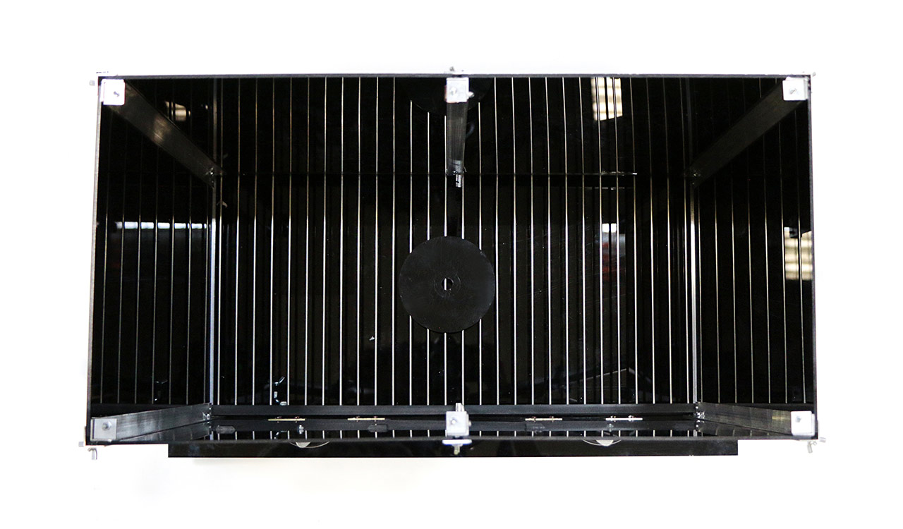 Black walls, the  round platform for the method CRPA Step-down